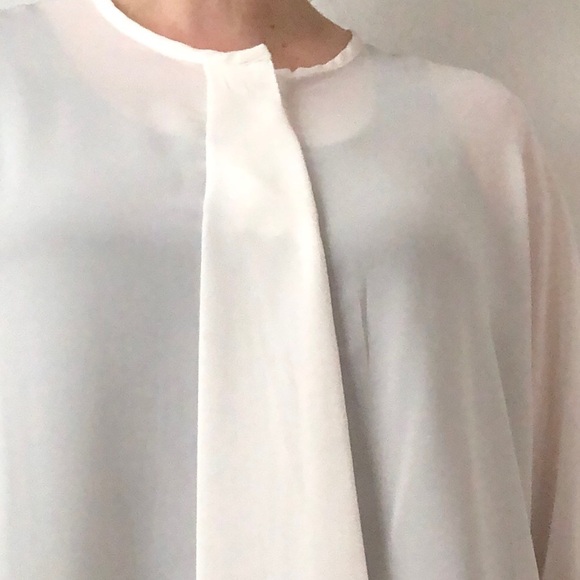 White Relaxed Tie Front Blouse - Picture 5 of 8